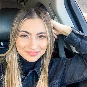 Meet your Posher, Breanna